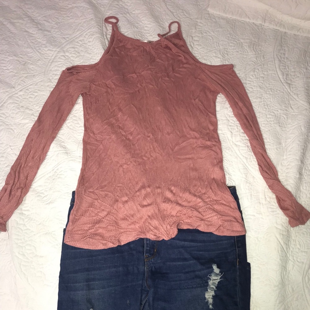 Naked shoulder long sleeve